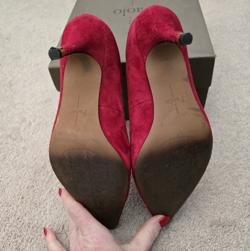 Gorgeous Red Suede Heels - Picture 5 of 5